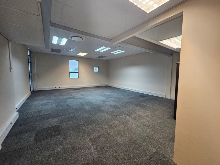 To Let commercial Property for Rent in Berea Eastern Cape